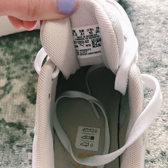 Puma sneakers - Picture 3 of 5